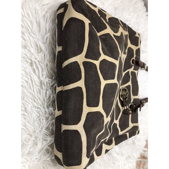 Michael Kors Tote Bag Brown Giraffe Print Canvas Shopper Shoulder Bag Pre-owned - Picture 9 of 11